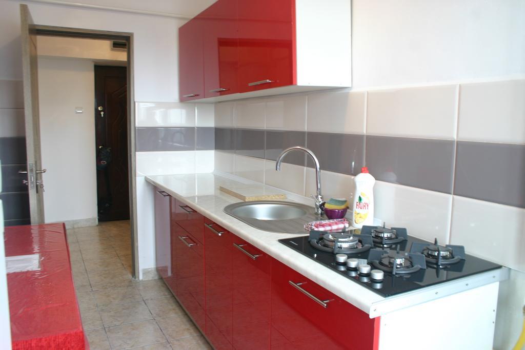 Salonul Rosu Apartamento Bacău Exterior foto